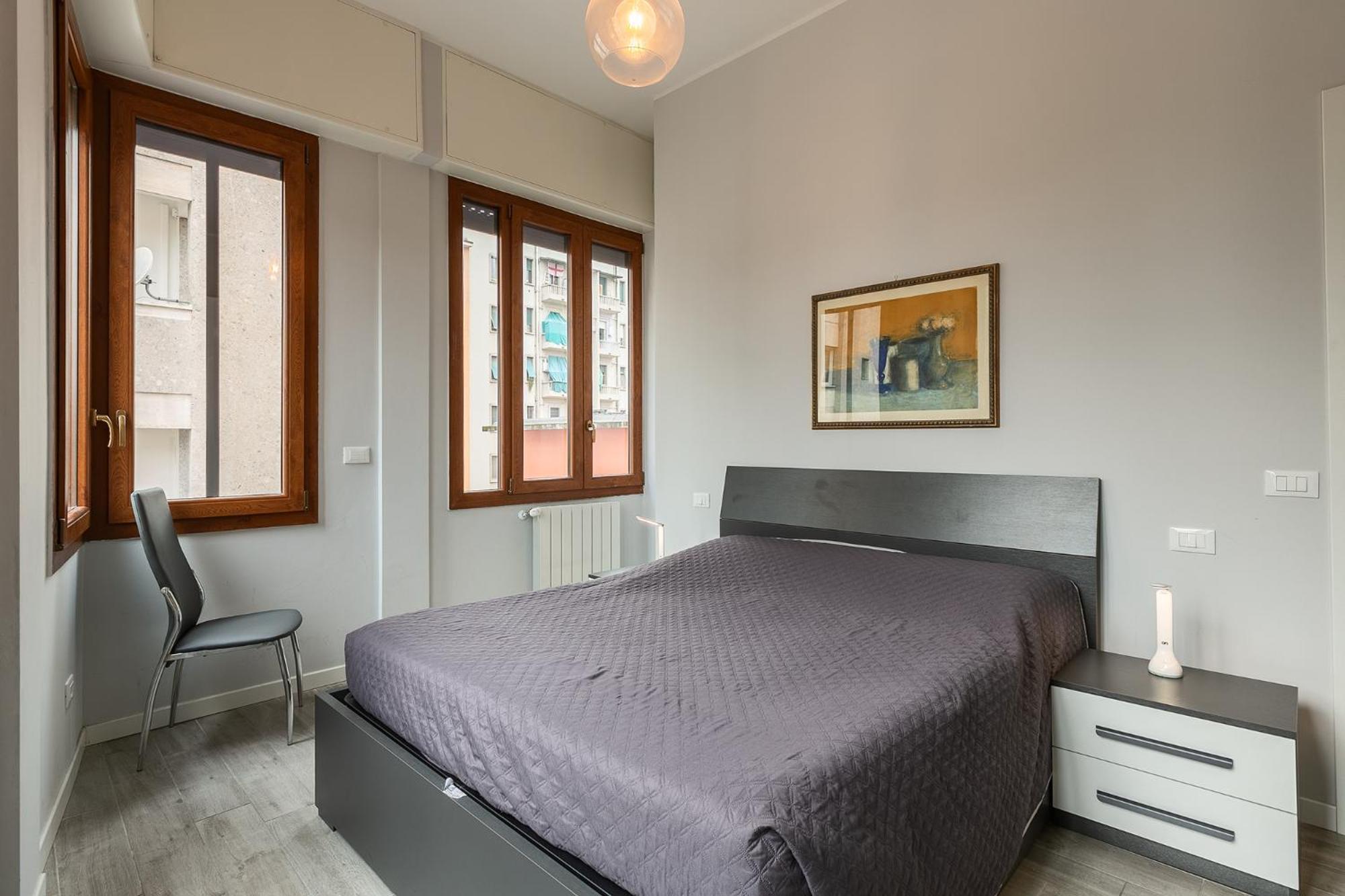 Apartamento Stazione Ampio E Moderno Bilocale