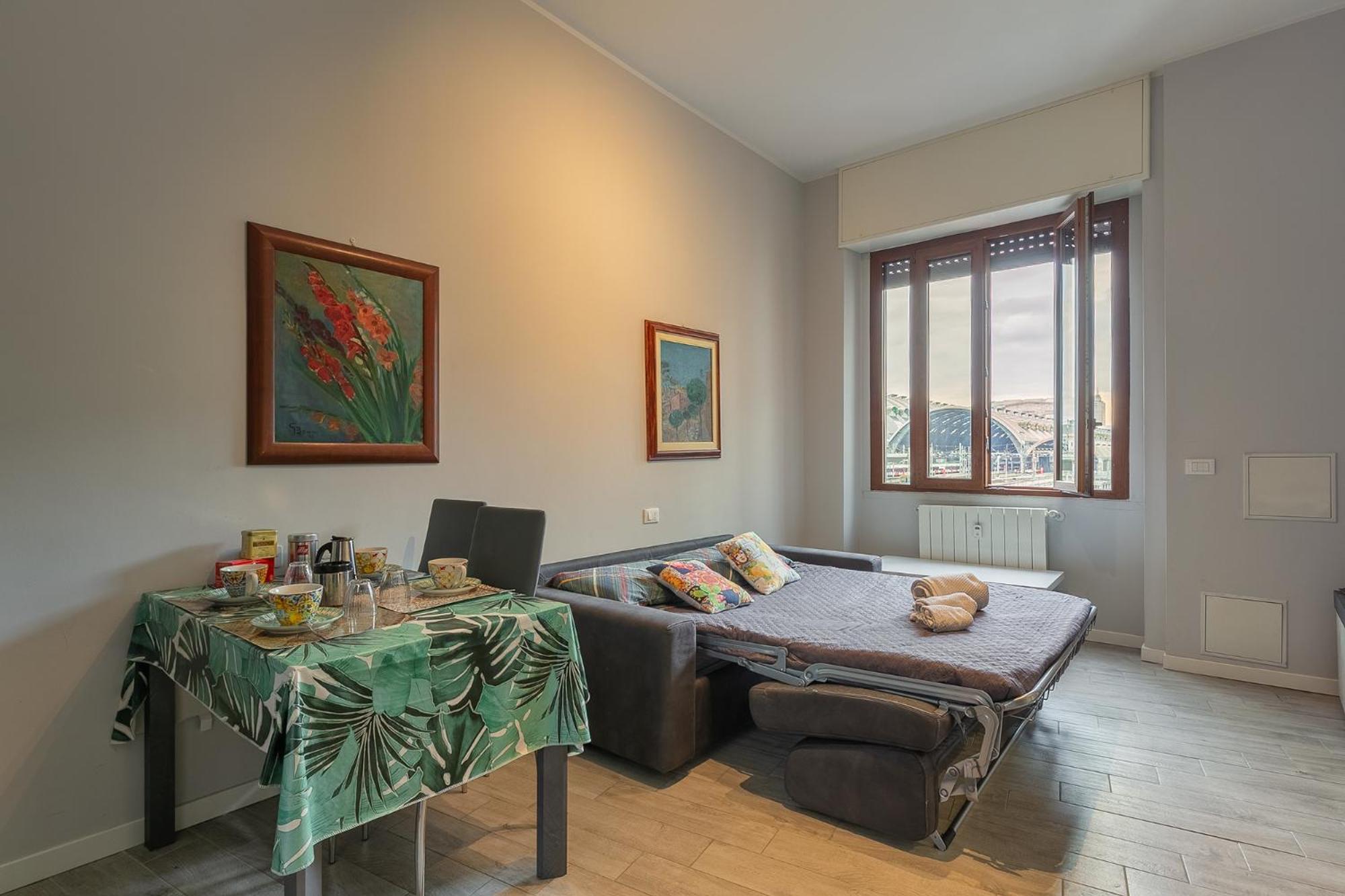 Stazione Ampio E Moderno Bilocale Apartamento